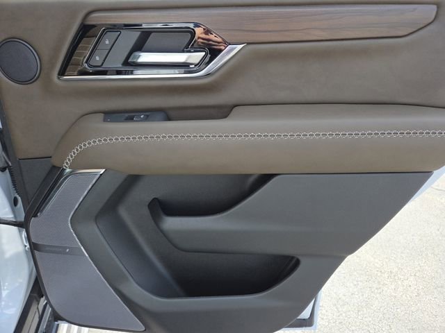 New 2026 GMC Yukon Denali Ultimate AWD/4WD image 32