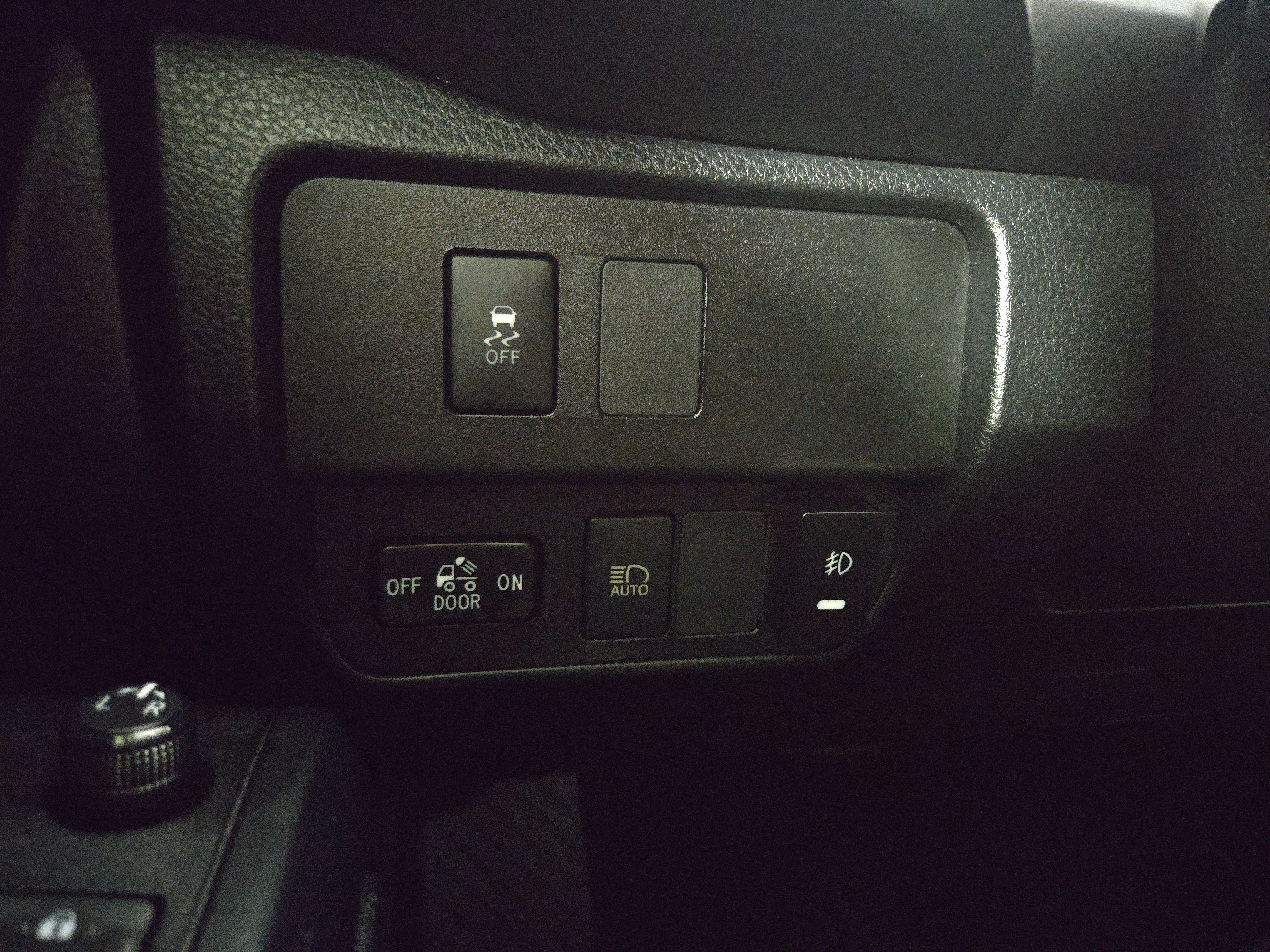 Used 2020 Toyota Tacoma SR AWD/4WD image 26