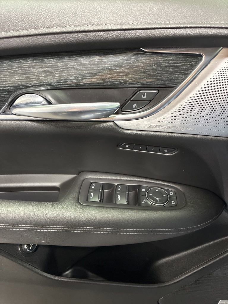 Used 2021 Cadillac XT5 Premium Luxury image 9