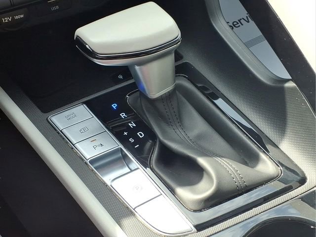 Used 2024 Hyundai Elantra Limited FWD image 9