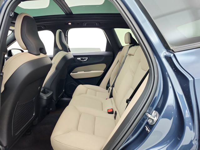 New 2026 Volvo XC60 B5 Plus w/ Climate Package image 29