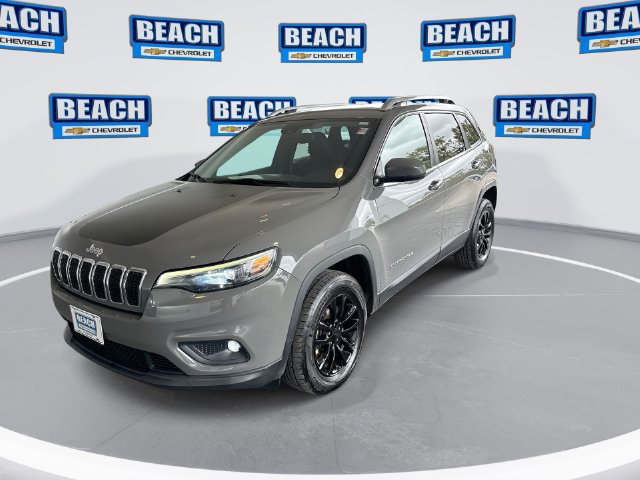 Used 2021 Jeep Cherokee Latitude Lux w/ Sun & Sound Group AWD/4WD image 4