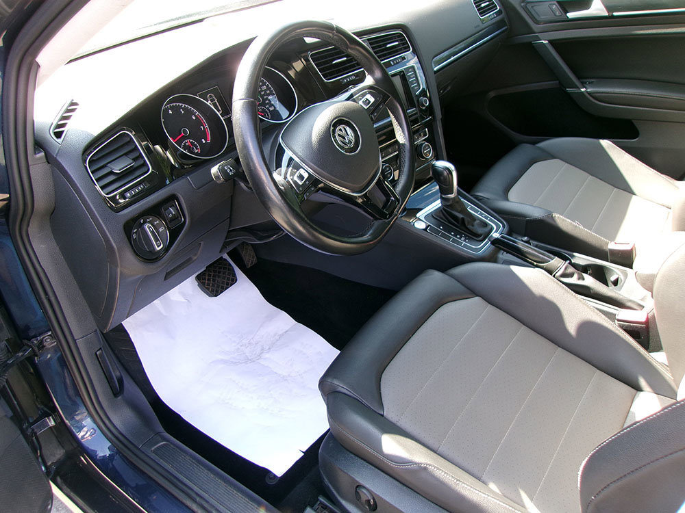 Used 2015 Volkswagen Golf SEL image 12