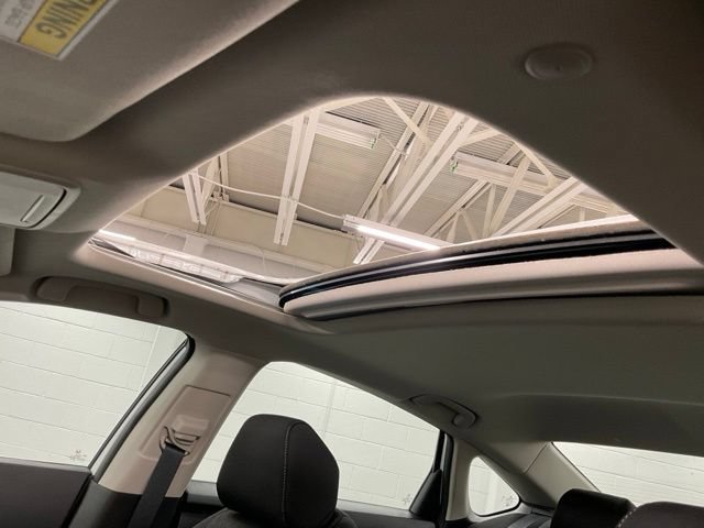Certified 2024 Honda Accord EX image 27