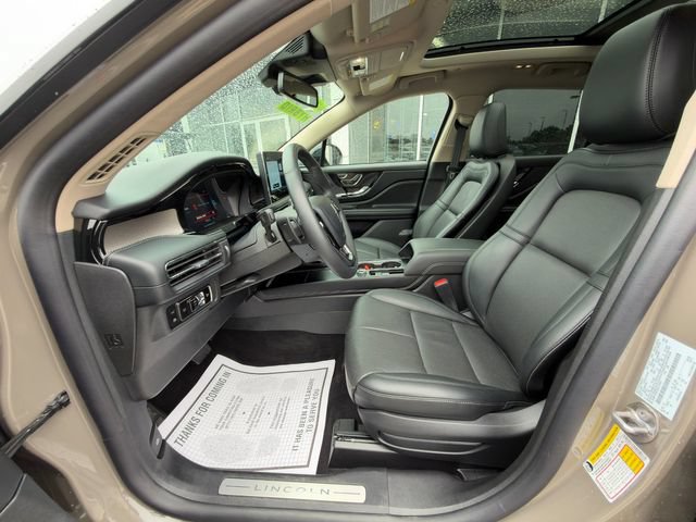 Used 2025 Lincoln Corsair Grand Touring w/ Jet Appearance Package AWD/4WD image 25