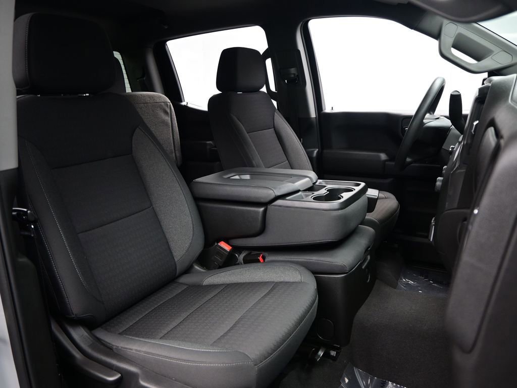 Used 2024 Chevrolet Silverado 1500 Custom Trail Boss w/ Dark Appearance Package image 12