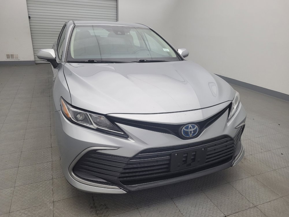 Used 2021 Toyota Camry LE image 14