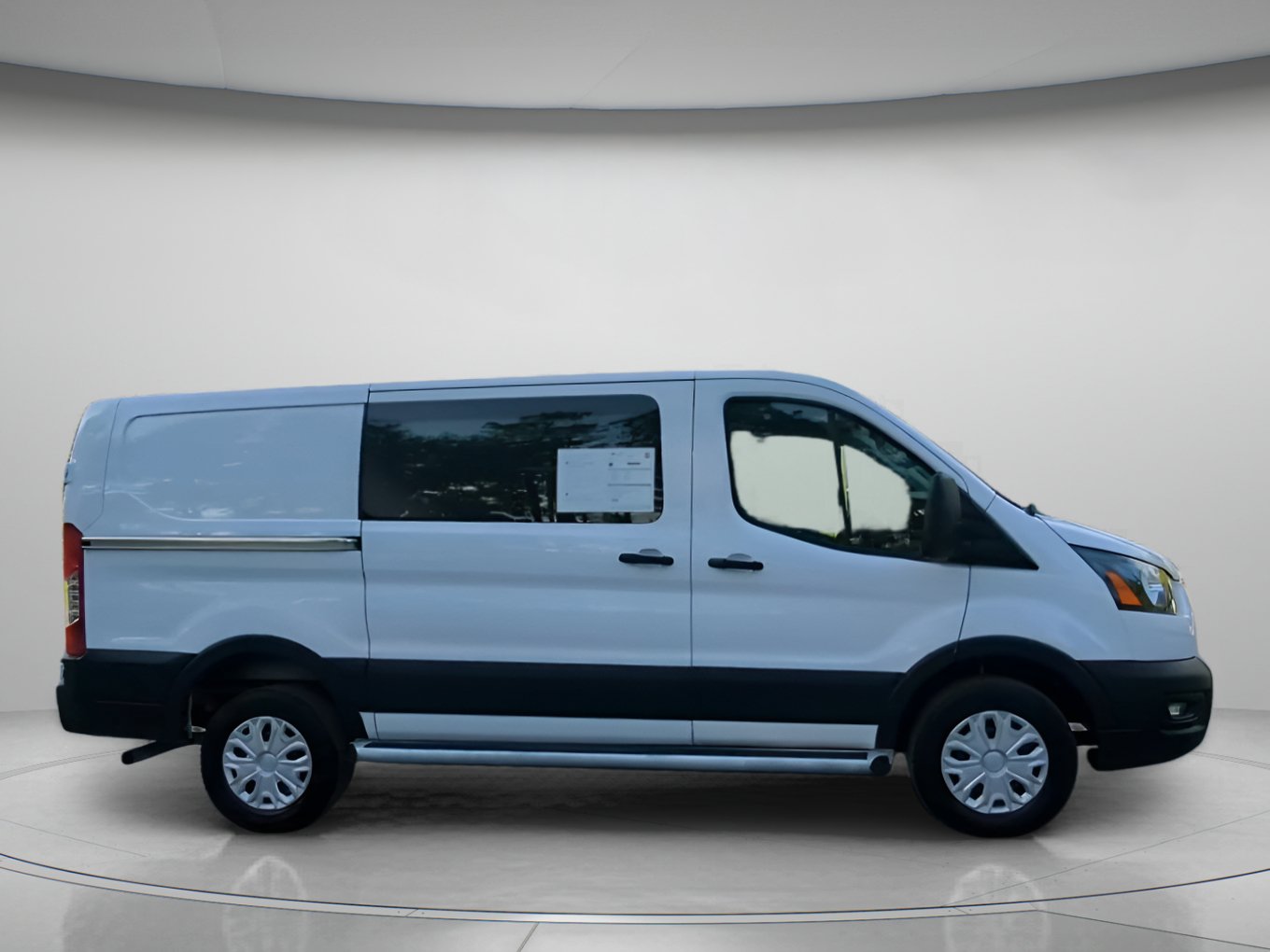 Used 2024 Ford Transit 250 Low Roof w/ Exterior Upgrade Package RWD image 33
