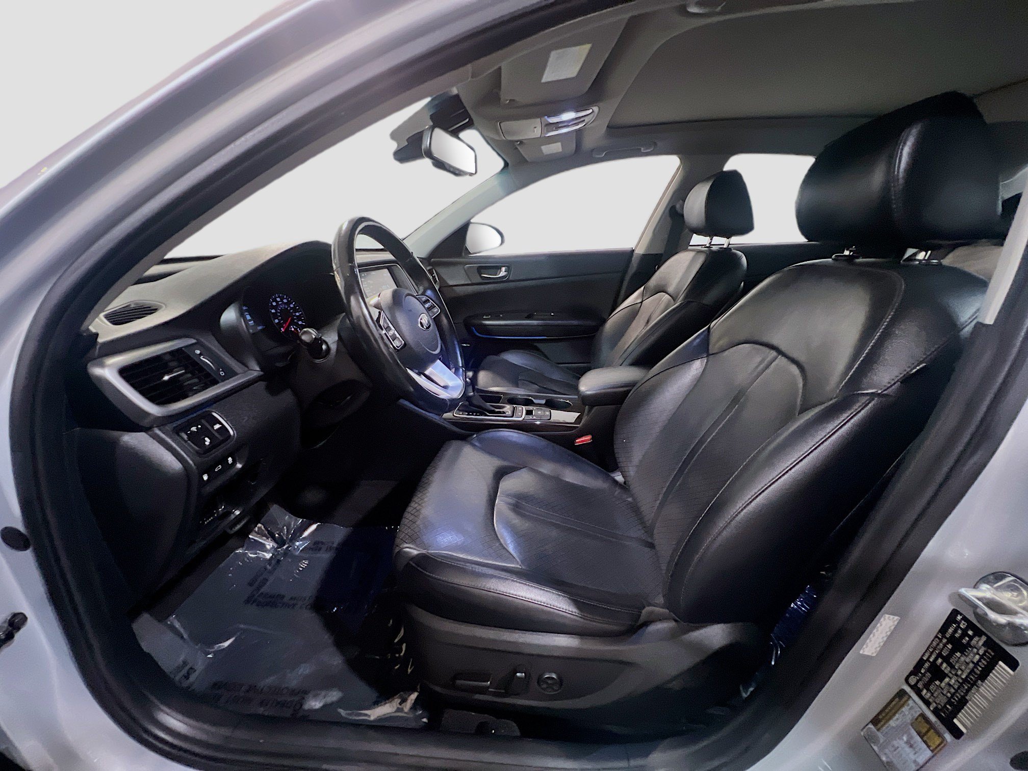 Used 2020 Kia Optima Premium FWD image 15