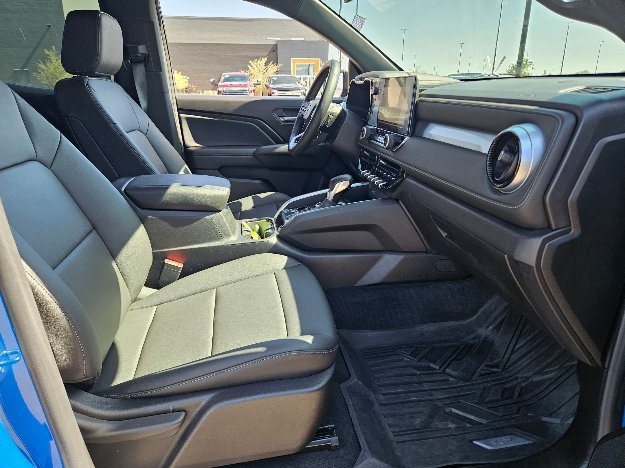 Certified 2023 Chevrolet Colorado LT w/ LT Convenience Package III AWD/4WD image 26