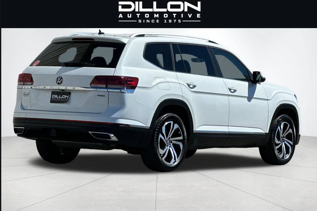 Used 2023 Volkswagen Atlas SEL AWD/4WD image 4