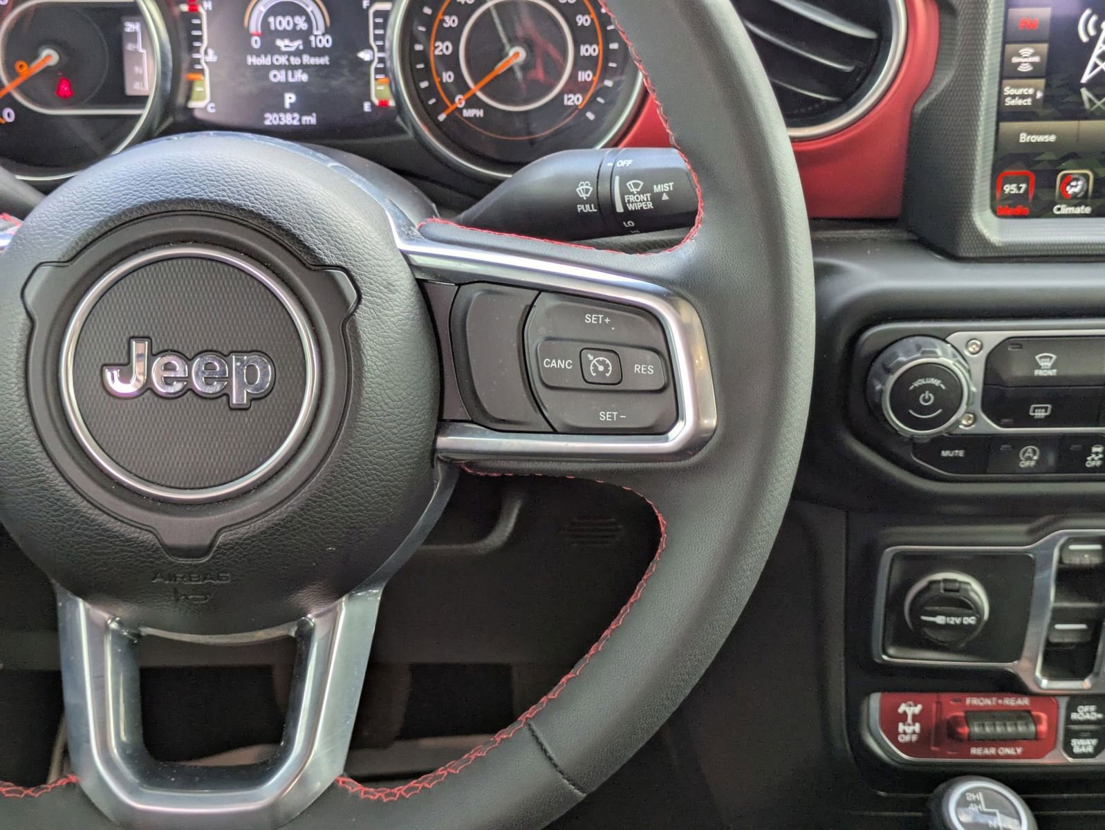 Used 2023 Jeep Gladiator Rubicon w/ Trailer Tow Package image 22