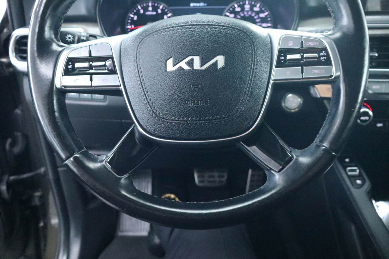 Used 2022 Kia Telluride SX w/ Nightfall Edition Package AWD/4WD image 27