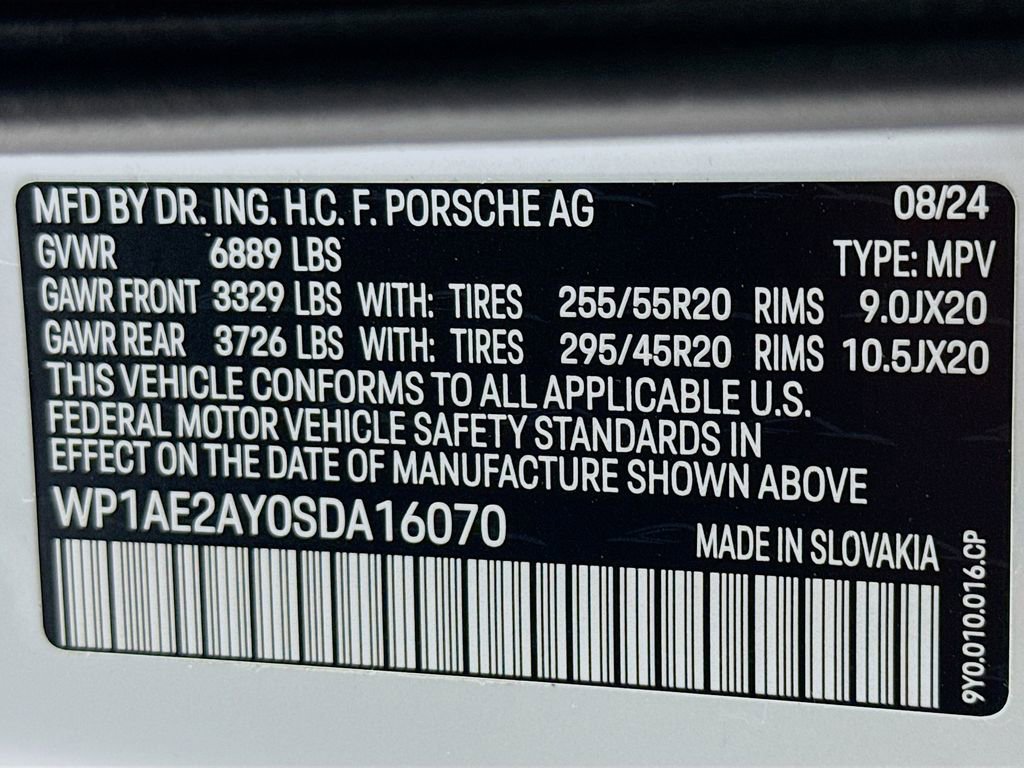 Certified 2025 Porsche Cayenne E-Hybrid AWD/4WD image 34