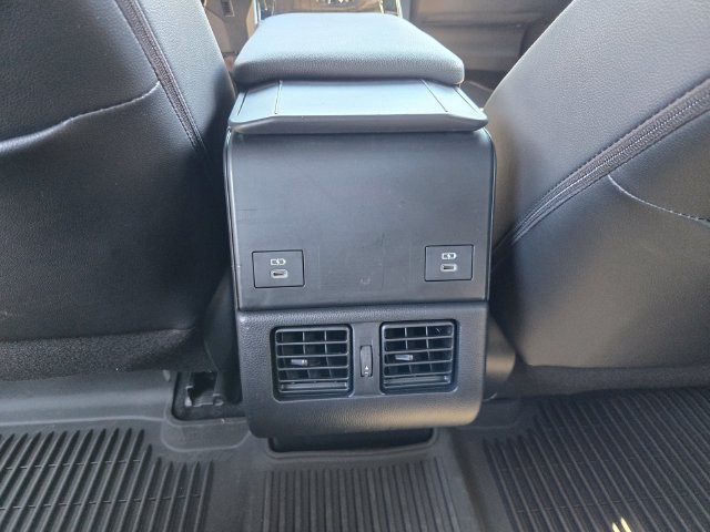 Used 2024 Toyota bZ4X FWD image 13