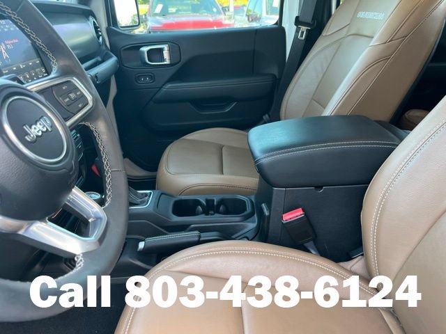 Used 2023 Jeep Gladiator Rubicon w/ LED Lighting Group AWD/4WD image 9