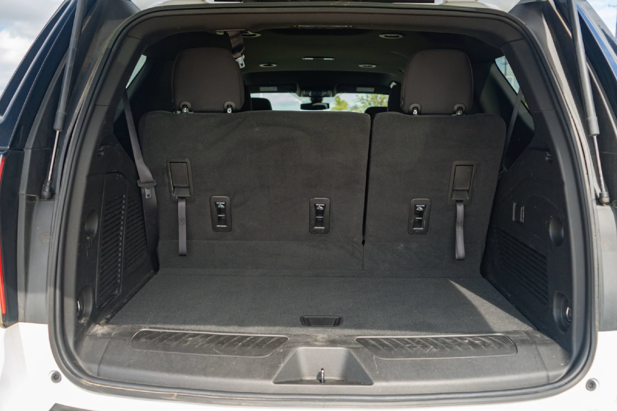 Used 2022 Chevrolet Tahoe LS w/ Driver Alert Package RWD image 27
