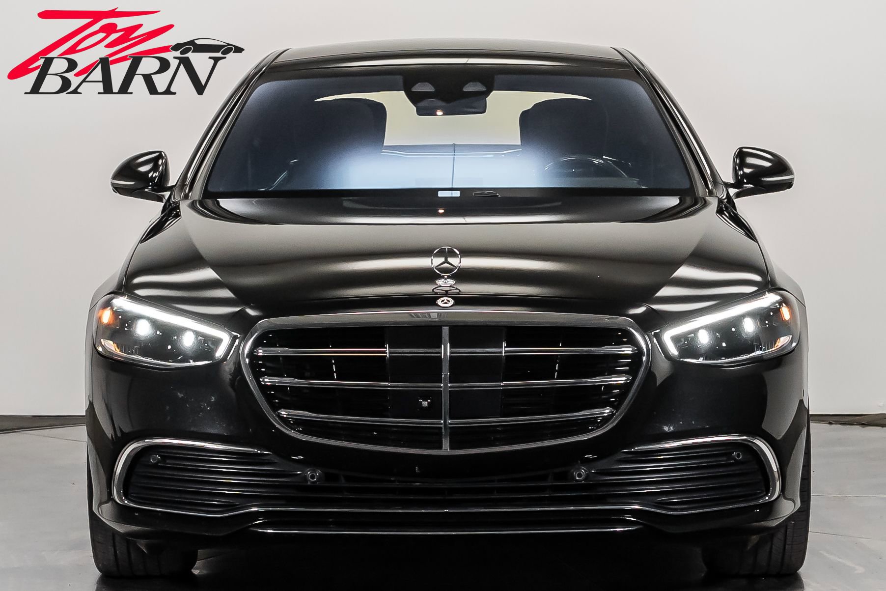 Used 2022 Mercedes-Benz S 500 4MATIC w/ 3D Technology Package image 8