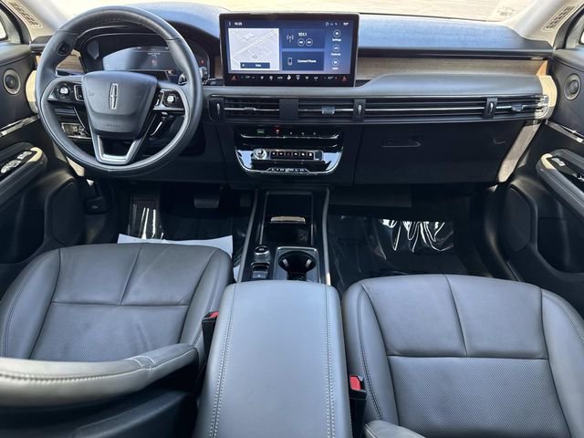 Used 2023 Lincoln Corsair Reserve w/ Equipment Group 202A image 16