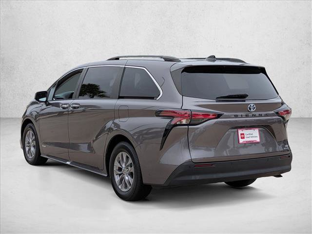 Certified 2021 Toyota Sienna XLE image 8