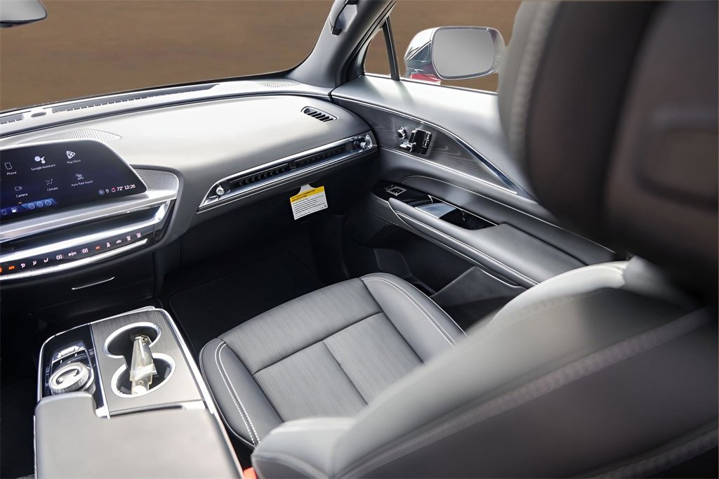 Certified 2024 Cadillac Lyriq Sport image 20