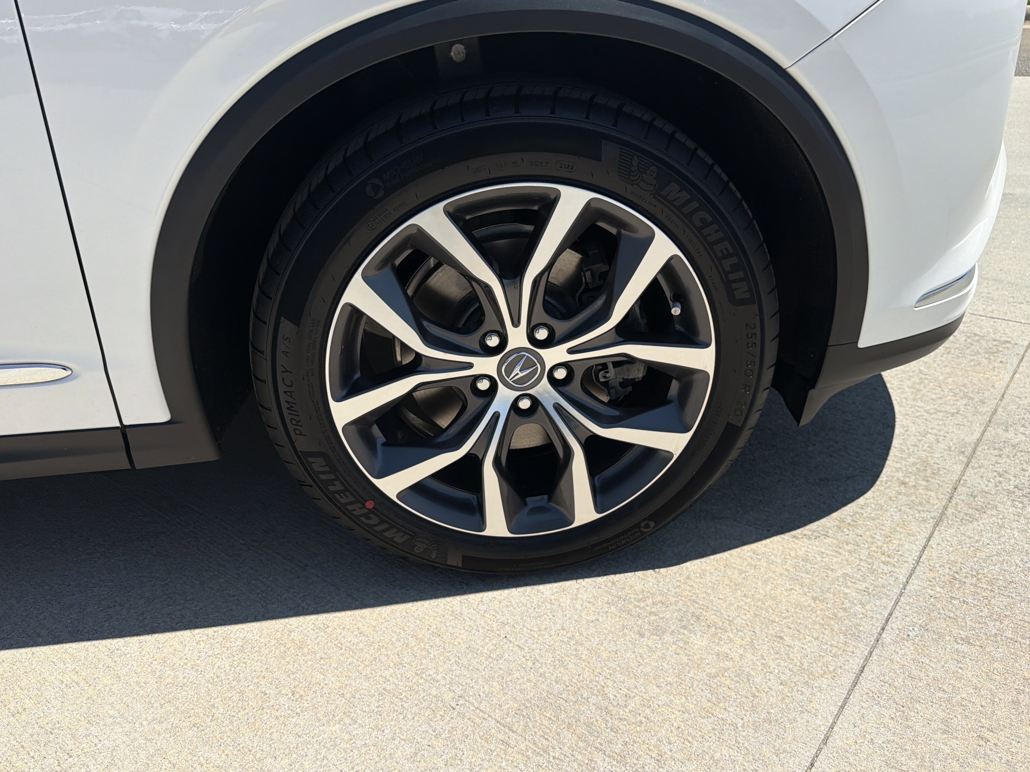 Certified 2024 Acura MDX FWD w/ Technology Package image 13
