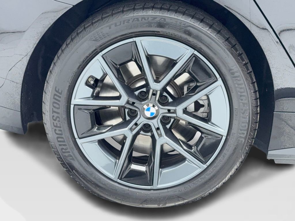 Used 2025 BMW i4 eDrive40 image 56