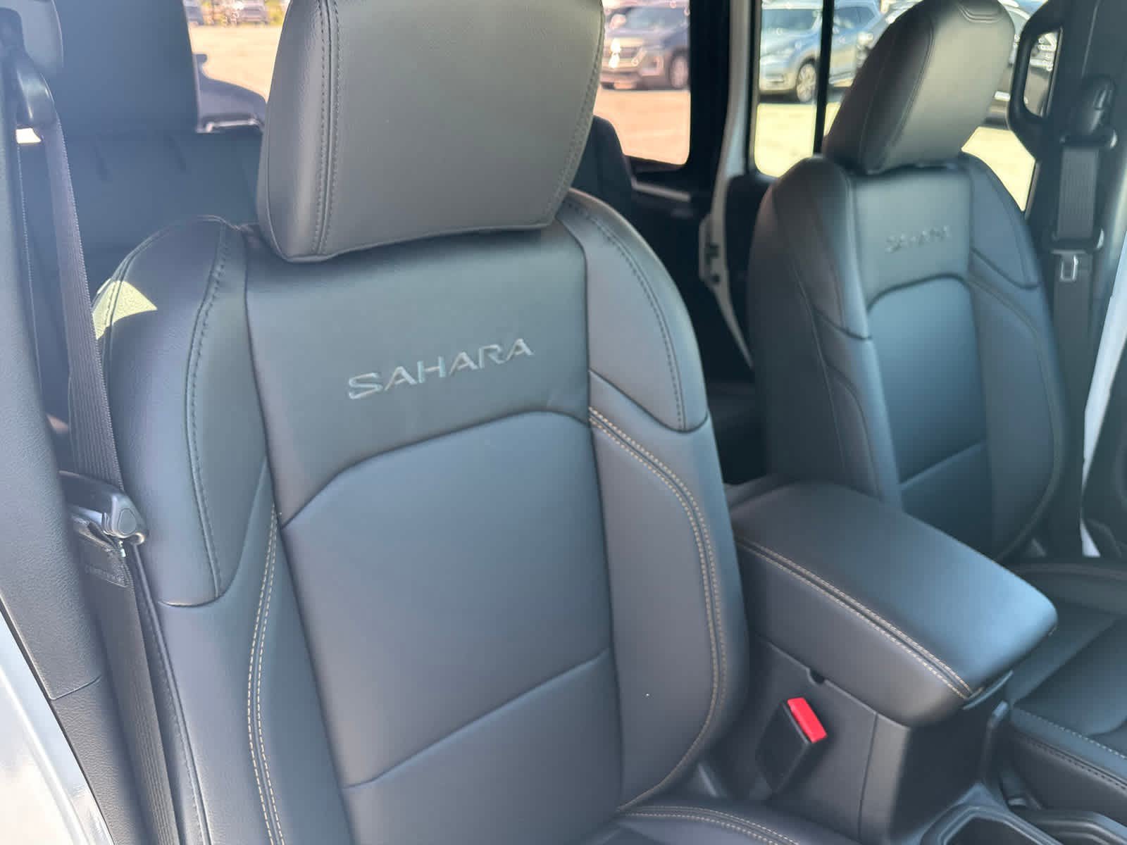New 2024 Jeep Wrangler Unlimited Sahara w/ Safety Group AWD/4WD image 15