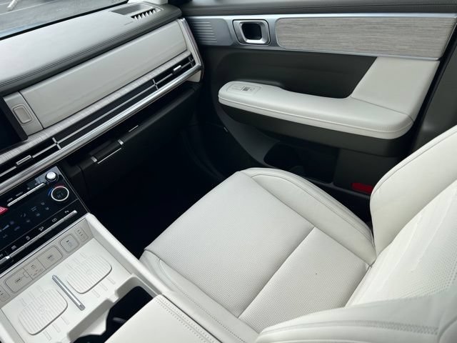 New 2025 Hyundai Santa Fe Calligraphy AWD/4WD image 15