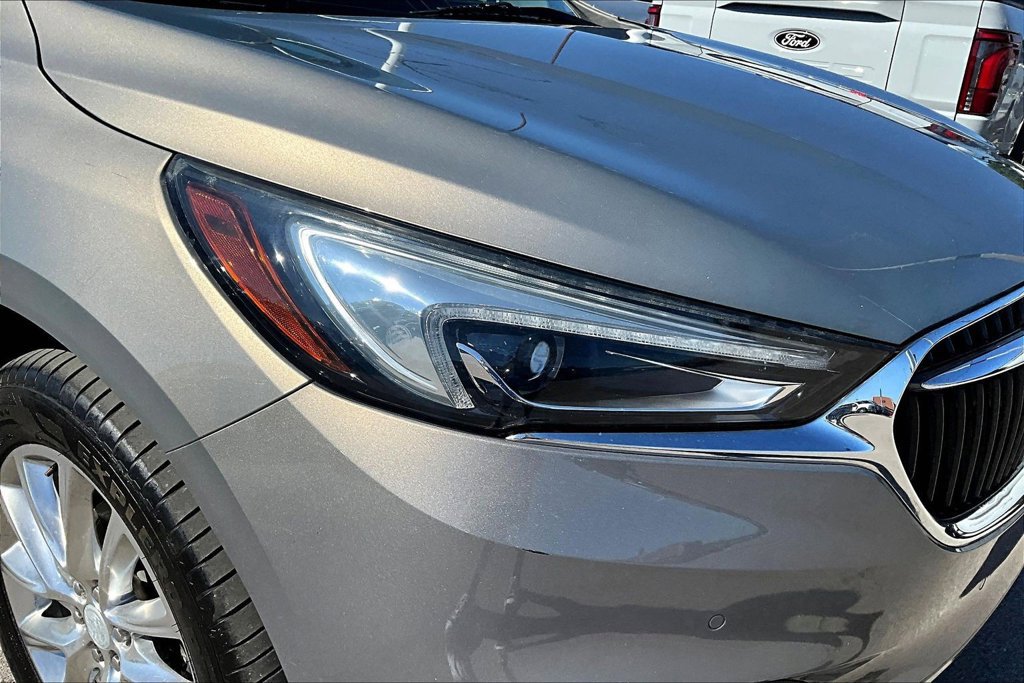 Used 2018 Buick Enclave Premium FWD image 32