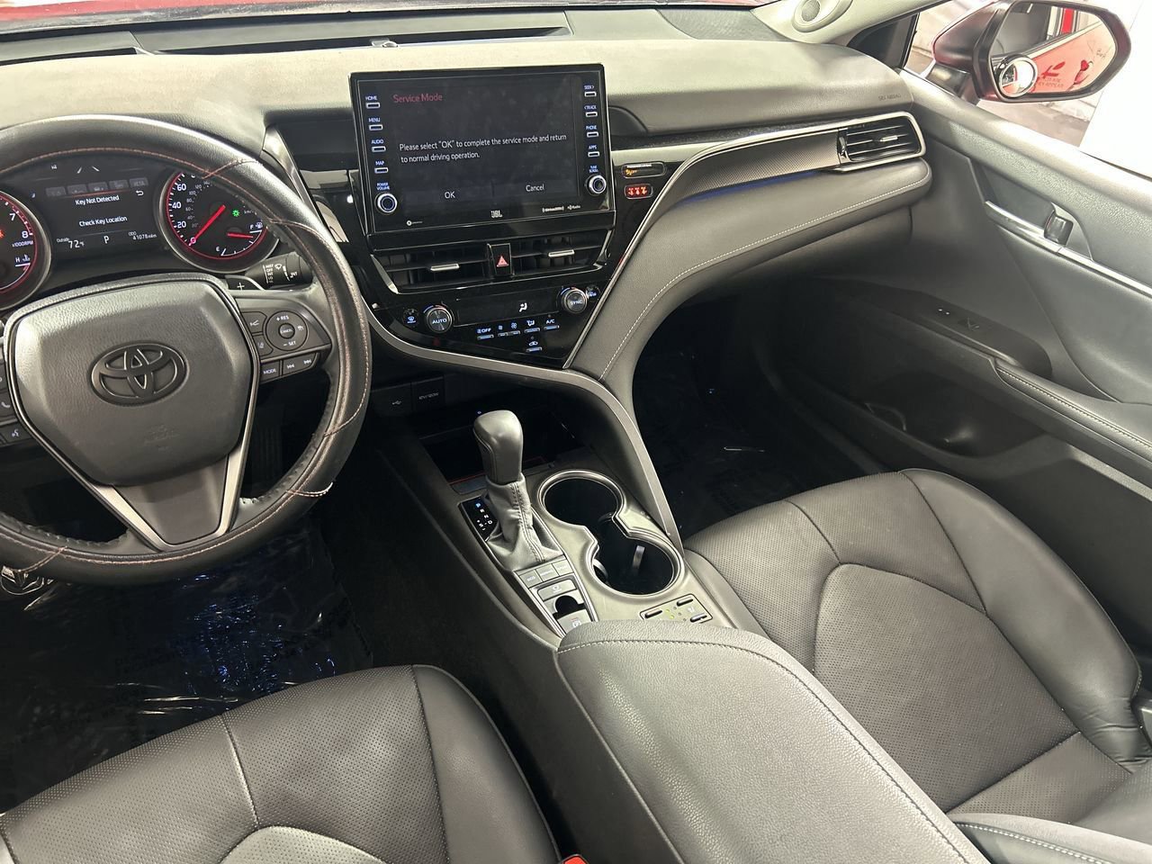 Used 2024 Toyota Camry XSE w/ Navigation Package image 21