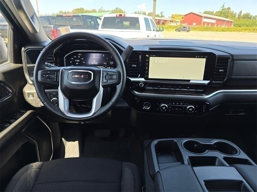 Used 2024 GMC Sierra 1500 Elevation w/ LPO, Elevation Black Package image 14