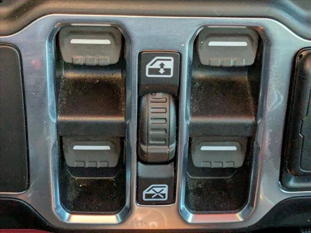 Used 2020 Jeep Gladiator Rubicon image 10