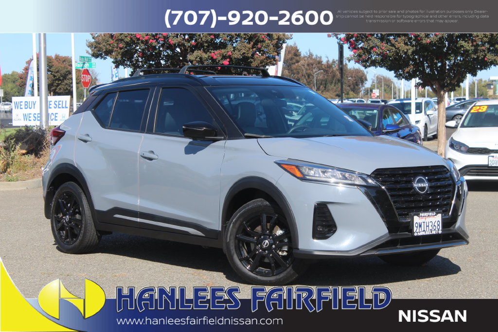 Used 2024 Nissan Kicks SR w/ SR Premium Package FWD image 1