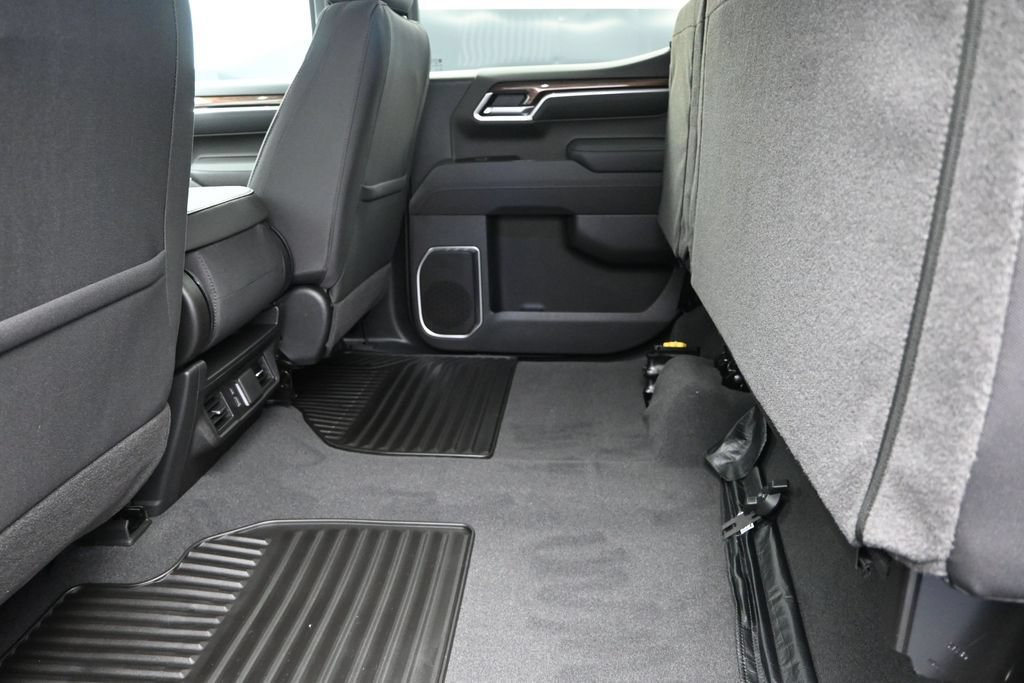 New 2026 Chevrolet Silverado 1500 LT AWD/4WD image 16