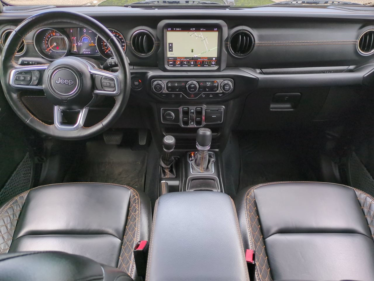Used 2022 Jeep Wrangler Unlimited Sahara AWD/4WD image 15