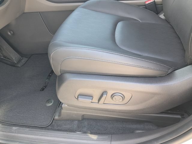 Certified 2026 Kia Carnival SX FWD image 22