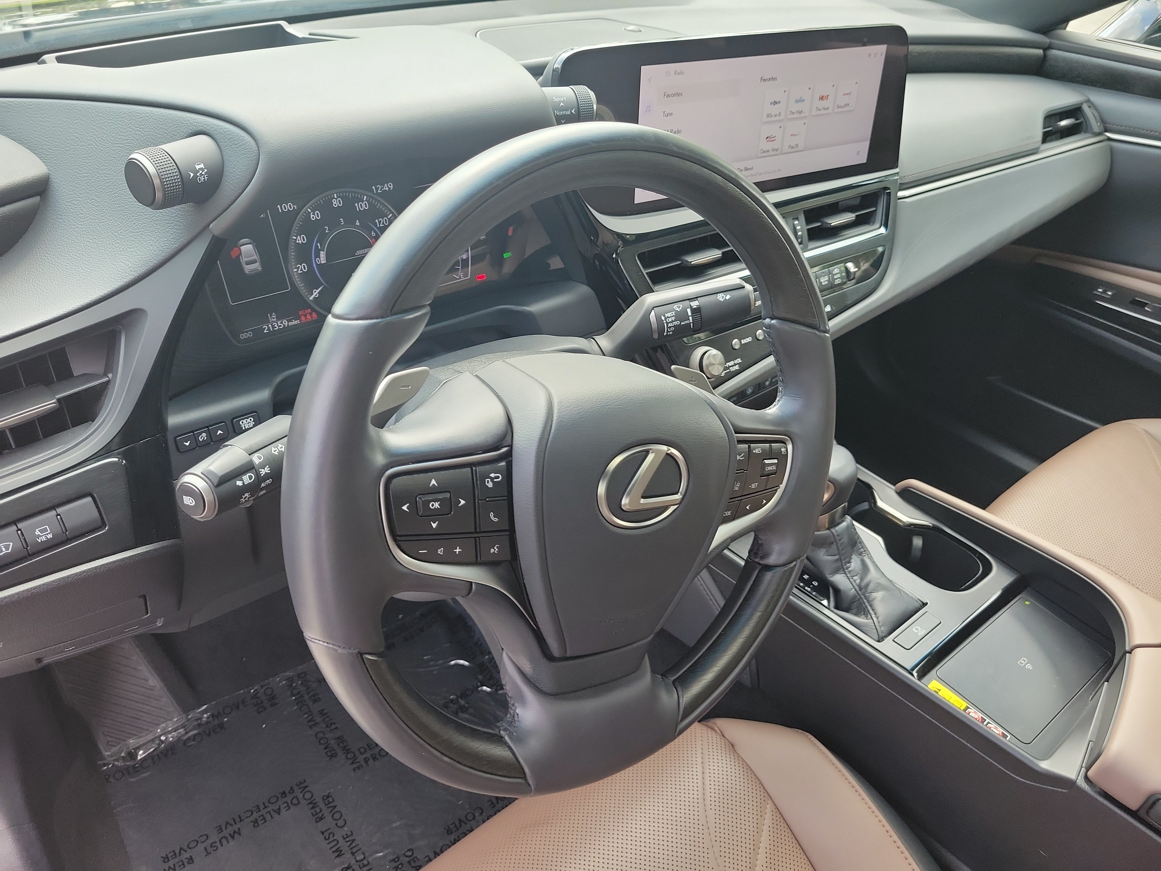 Used 2025 Lexus ES 250 w/ Luxury Package AWD/4WD image 26