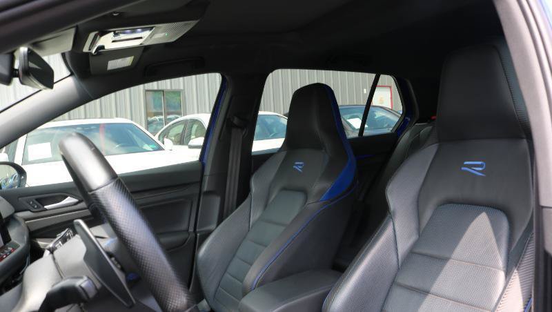 Used 2024 Volkswagen Golf R AWD/4WD image 8