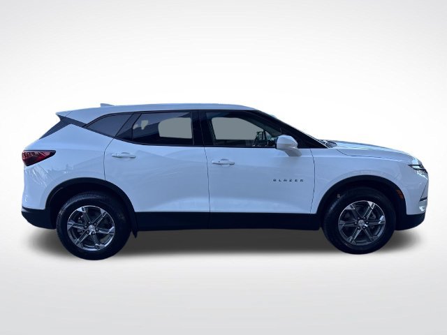 Certified 2025 Chevrolet Blazer LT FWD image 7