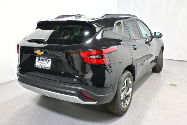 New 2026 Chevrolet Trax LT w/ Driver Confidence Package image 3