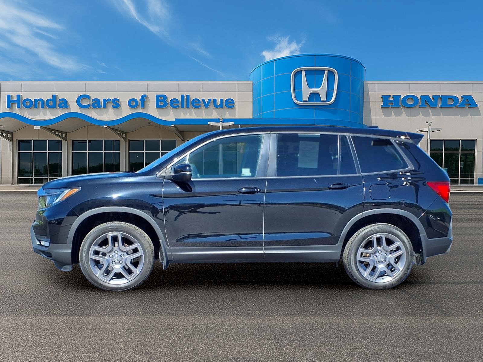 Certified 2023 Honda Passport EX-L image 2