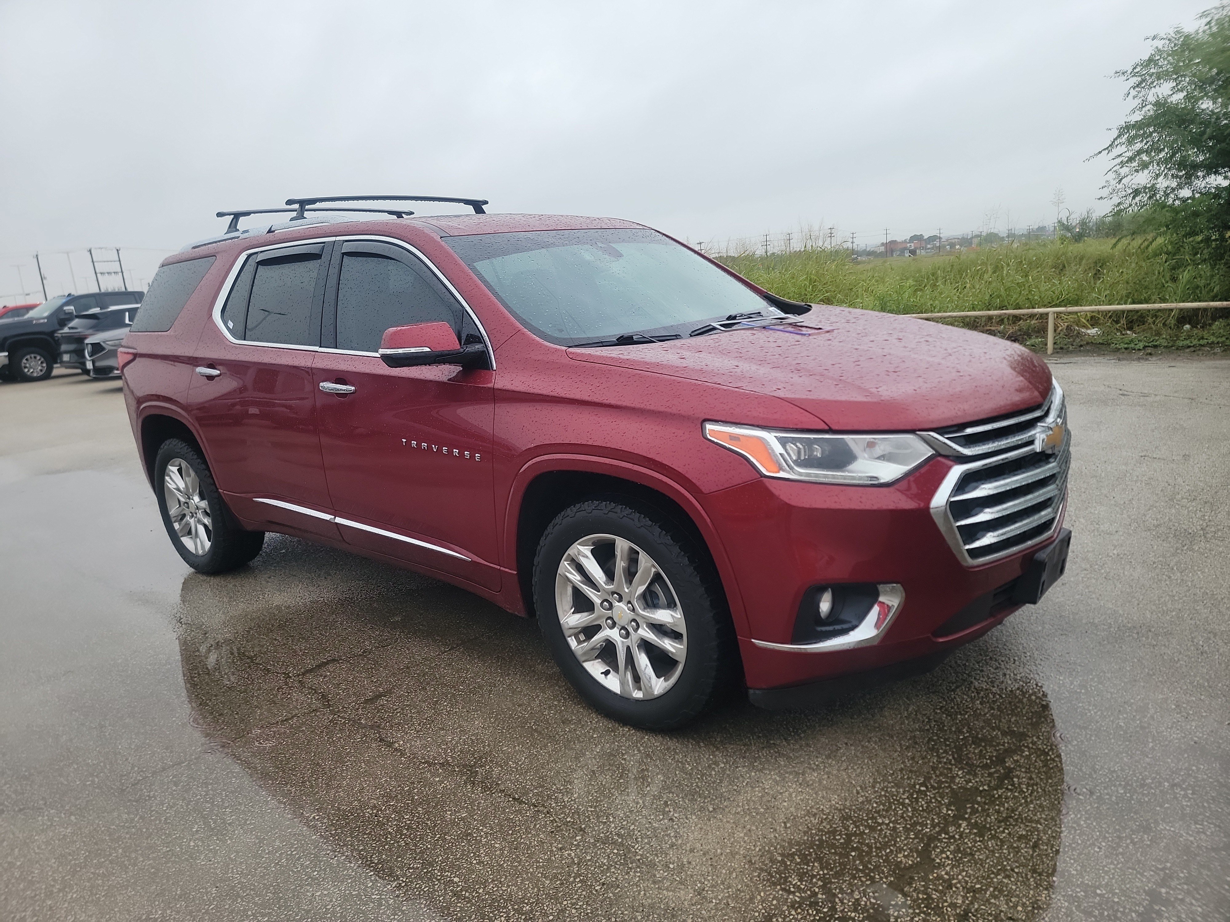 Used 2019 Chevrolet Traverse High Country AWD/4WD image 1
