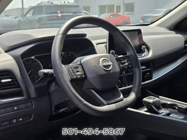 Used 2026 Nissan Rogue SV FWD image 9