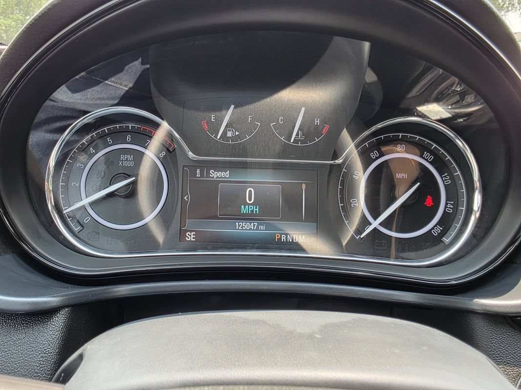 Used 2016 Buick Regal Premium AWD/4WD image 30