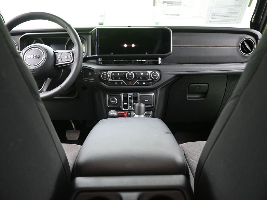Used 2025 Jeep Gladiator Mojave w/ Safety Group image 24