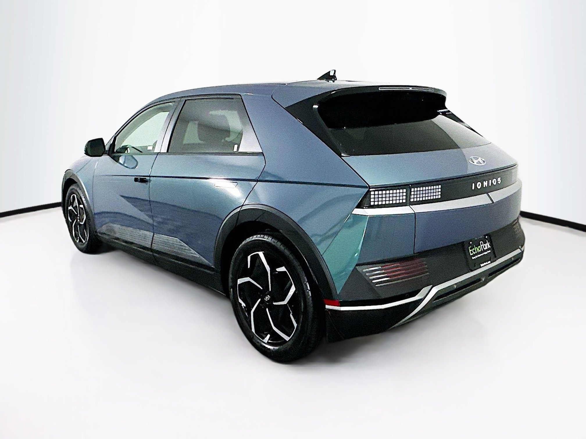 Used 2023 Hyundai Ioniq 5 SEL image 5