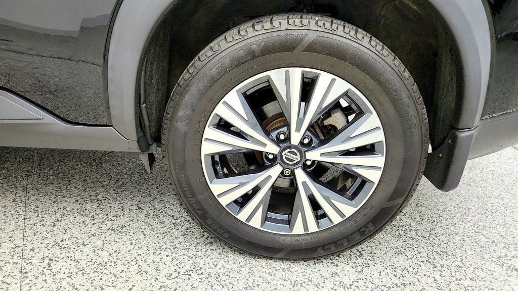 Used 2021 Nissan Rogue SV AWD/4WD image 9