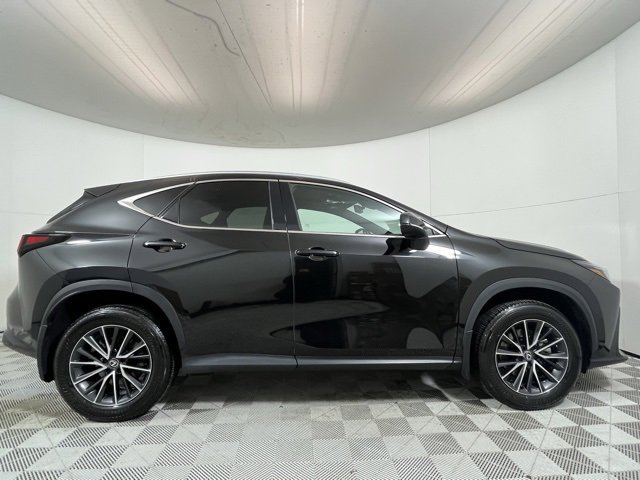 Used 2024 Lexus NX 250 AWD w/ Premium Package image 8
