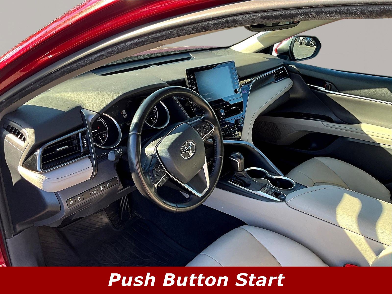 Used 2022 Toyota Camry XLE w/ Cold Weather Package FWD image 17